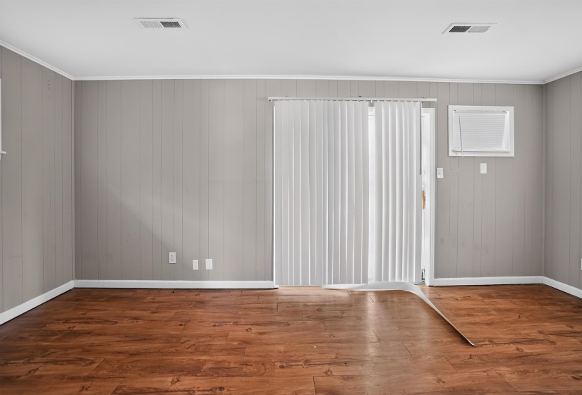 2003 BURNHAM AVE, Memphis, Tennessee 38127, 3 Bedrooms Bedrooms, 6 Rooms Rooms,1 BathroomBathrooms,Residential,For Sale,BURNHAM,10224772