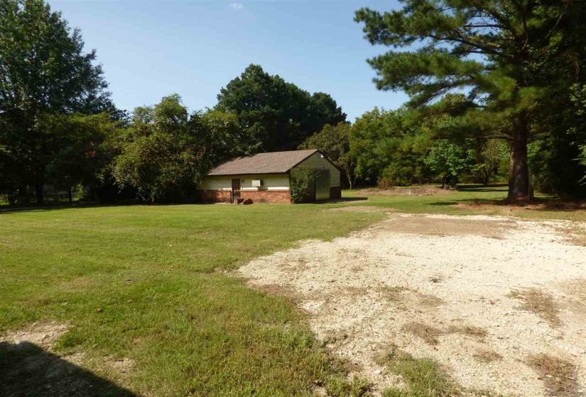 7188 PLEASANT RIDGE DR, Unincorporated, Tennessee 38002, 4 Bedrooms Bedrooms, 9 Rooms Rooms,2.1 BathroomsBathrooms,Rental Properties,For Sale,PLEASANT RIDGE,10224794