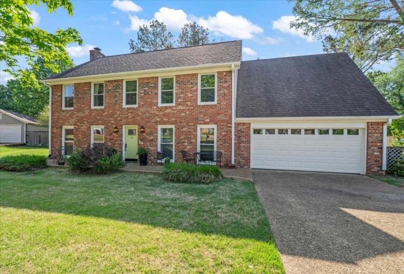 415 VALLEYWOOD CV, Collierville, Tennessee 38017, 4 Bedroom Bedrooms, 7 Room Rooms,2.1 BathroomBathrooms,Residential,For Sale,VALLEYWOOD,0,10219620