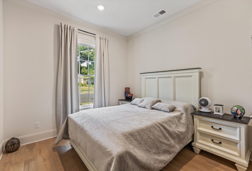 378 ELLSWORTH ST, Memphis, Tennessee 38111, 4 Bedrooms Bedrooms, 9 Rooms Rooms,3 BathroomsBathrooms,Residential,For Sale,ELLSWORTH,10224791