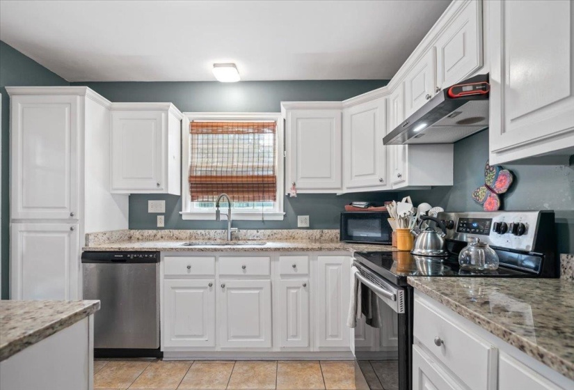 3633 GALLOWAY AVE, Memphis, Tennessee 38122, 2 Bedrooms Bedrooms, 6 Rooms Rooms,1 BathroomBathrooms,Residential,For Sale,GALLOWAY,10224792