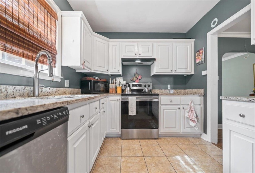 3633 GALLOWAY AVE, Memphis, Tennessee 38122, 2 Bedrooms Bedrooms, 6 Rooms Rooms,1 BathroomBathrooms,Residential,For Sale,GALLOWAY,10224792