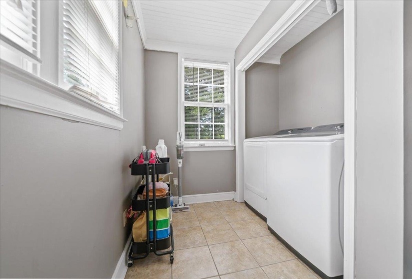 3633 GALLOWAY AVE, Memphis, Tennessee 38122, 2 Bedrooms Bedrooms, 6 Rooms Rooms,1 BathroomBathrooms,Residential,For Sale,GALLOWAY,10224792