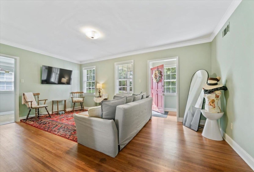 3633 GALLOWAY AVE, Memphis, Tennessee 38122, 2 Bedrooms Bedrooms, 6 Rooms Rooms,1 BathroomBathrooms,Residential,For Sale,GALLOWAY,10224792