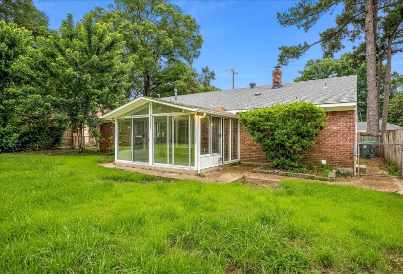 5304 QUINCE RD, Memphis, Tennessee 38117, 3 Bedrooms Bedrooms, 7 Rooms Rooms,2 BathroomsBathrooms,Residential,For Sale,QUINCE,10224796