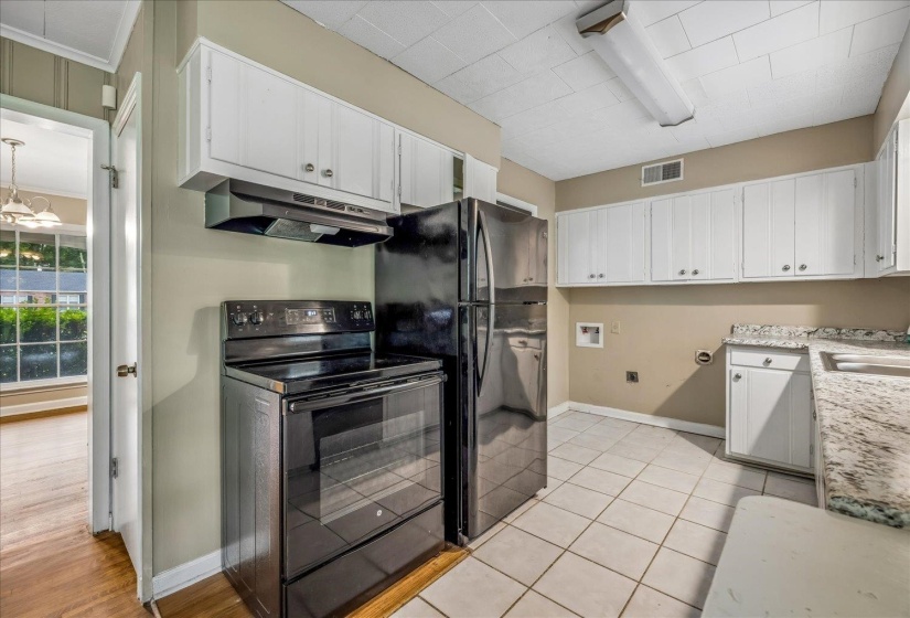 5304 QUINCE RD, Memphis, Tennessee 38117, 3 Bedrooms Bedrooms, 7 Rooms Rooms,2 BathroomsBathrooms,Residential,For Sale,QUINCE,10224796