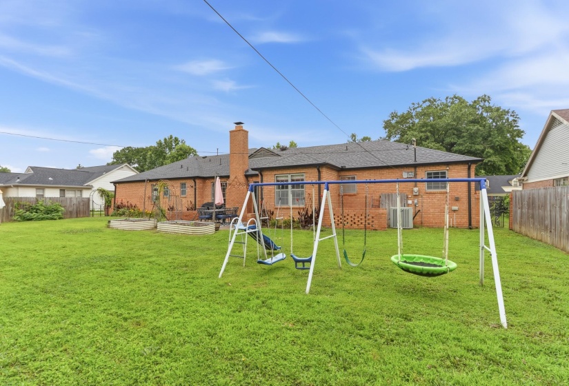 5739 ASHBRIAR AVE, Memphis, Tennessee 38120, 3 Bedrooms Bedrooms, 7 Rooms Rooms,2 BathroomsBathrooms,Residential,For Sale,ASHBRIAR,10224798