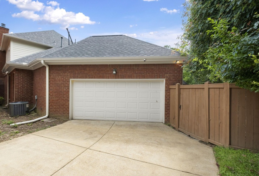 1918 ELZEY AVE, Memphis, Tennessee 38104, 3 Bedrooms Bedrooms, 7 Rooms Rooms,2.1 BathroomsBathrooms,Residential,For Sale,ELZEY,10224532