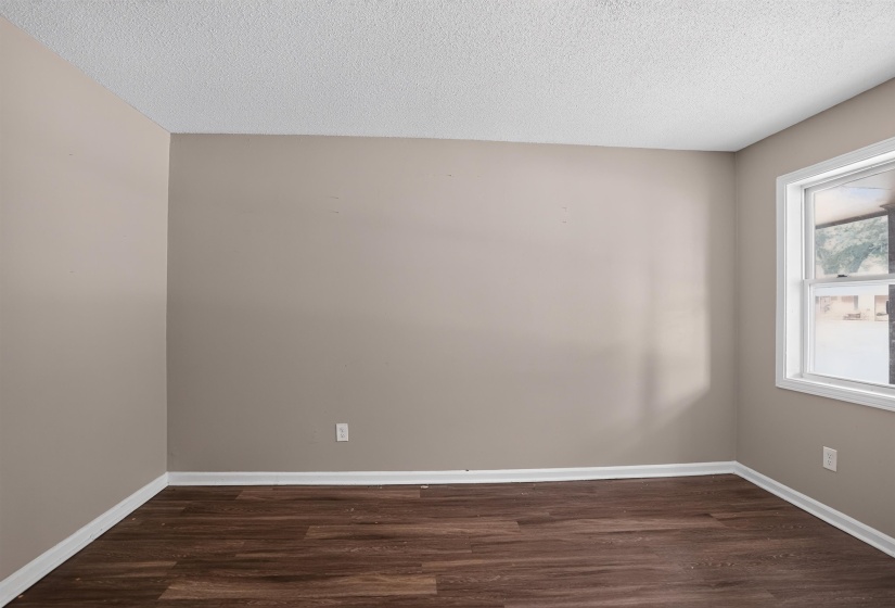3242 MARKLEY ST, Memphis, Tennessee 38127, 3 Bedrooms Bedrooms, 6 Rooms Rooms,1.1 BathroomsBathrooms,Residential,For Sale,MARKLEY,10224775