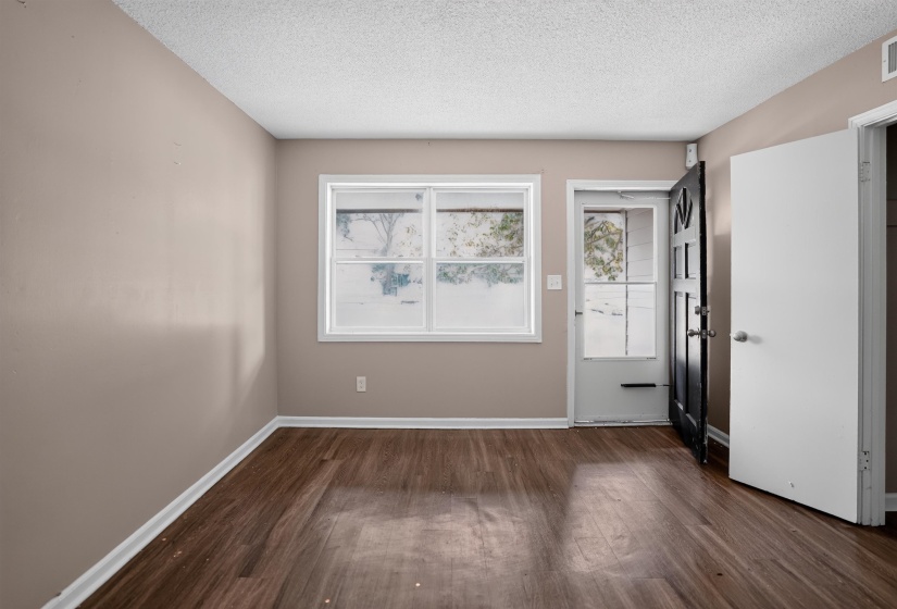 3242 MARKLEY ST, Memphis, Tennessee 38127, 3 Bedrooms Bedrooms, 6 Rooms Rooms,1.1 BathroomsBathrooms,Residential,For Sale,MARKLEY,10224775