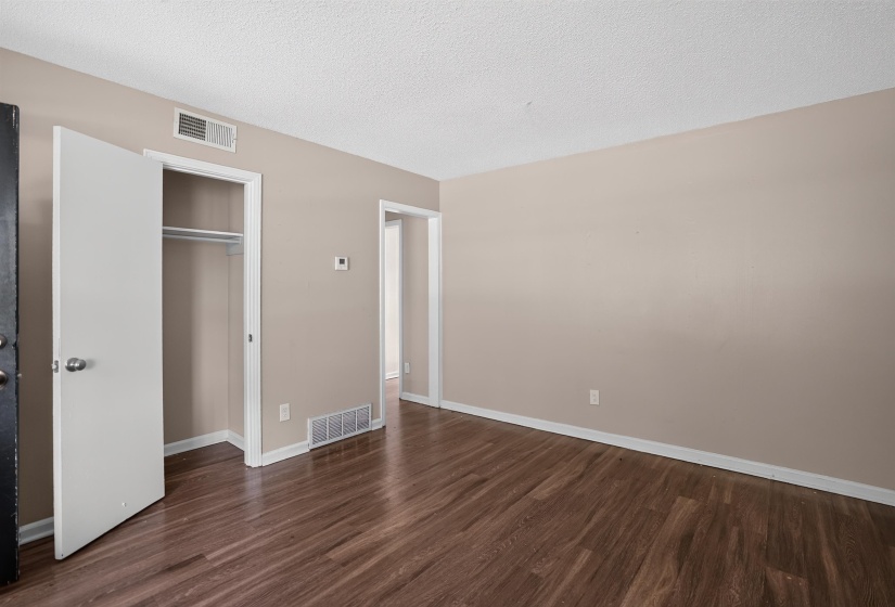 3242 MARKLEY ST, Memphis, Tennessee 38127, 3 Bedrooms Bedrooms, 6 Rooms Rooms,1.1 BathroomsBathrooms,Residential,For Sale,MARKLEY,10224775