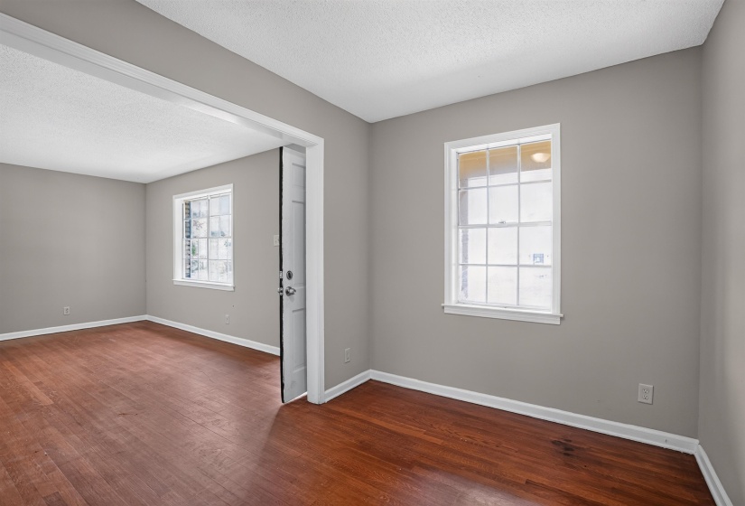3520 LEHI DR, Memphis, Tennessee 38128, 4 Bedrooms Bedrooms, 7 Rooms Rooms,2 BathroomsBathrooms,Residential,For Sale,LEHI,10224776