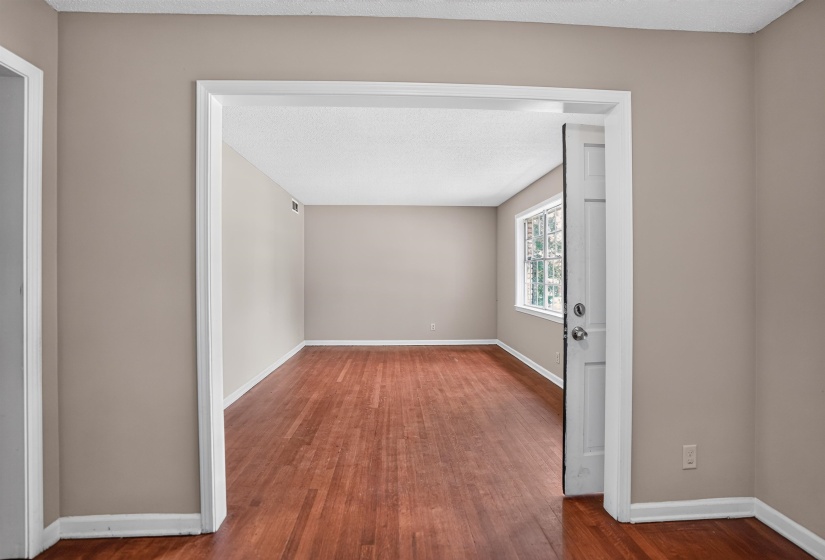 3520 LEHI DR, Memphis, Tennessee 38128, 4 Bedrooms Bedrooms, 7 Rooms Rooms,2 BathroomsBathrooms,Residential,For Sale,LEHI,10224776