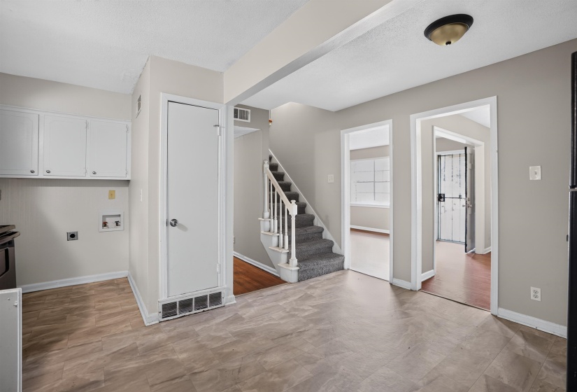 3520 LEHI DR, Memphis, Tennessee 38128, 4 Bedrooms Bedrooms, 7 Rooms Rooms,2 BathroomsBathrooms,Residential,For Sale,LEHI,10224776