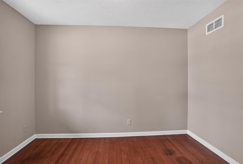 3520 LEHI DR, Memphis, Tennessee 38128, 4 Bedrooms Bedrooms, 7 Rooms Rooms,2 BathroomsBathrooms,Residential,For Sale,LEHI,10224776