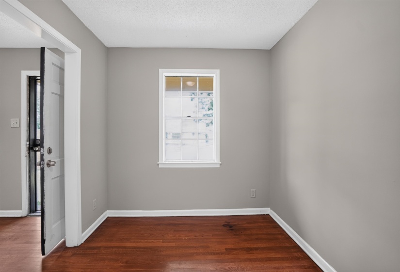 3520 LEHI DR, Memphis, Tennessee 38128, 4 Bedrooms Bedrooms, 7 Rooms Rooms,2 BathroomsBathrooms,Residential,For Sale,LEHI,10224776