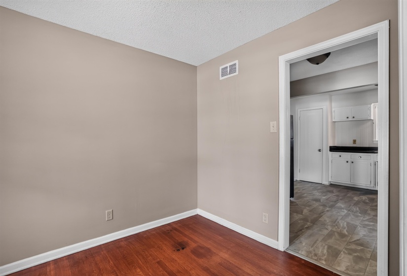 3520 LEHI DR, Memphis, Tennessee 38128, 4 Bedrooms Bedrooms, 7 Rooms Rooms,2 BathroomsBathrooms,Residential,For Sale,LEHI,10224776