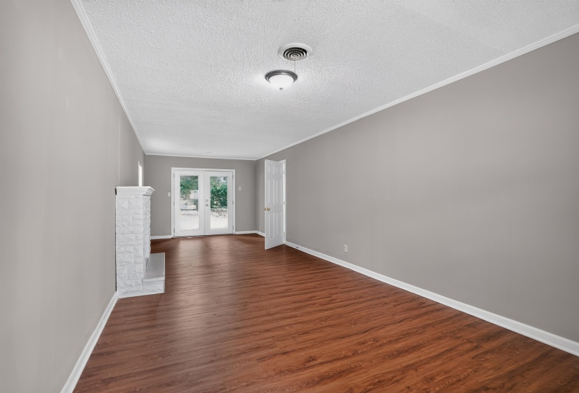 3520 LEHI DR, Memphis, Tennessee 38128, 4 Bedrooms Bedrooms, 7 Rooms Rooms,2 BathroomsBathrooms,Residential,For Sale,LEHI,10224776