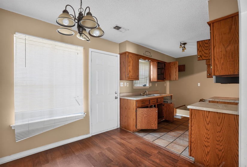 4720 ADDINGTON DR, Memphis, Tennessee 38128, 3 Bedrooms Bedrooms, 6 Rooms Rooms,2.1 BathroomsBathrooms,Residential,For Sale,ADDINGTON,10224777