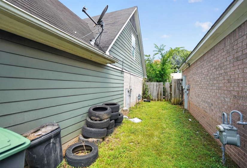 4720 ADDINGTON DR, Memphis, Tennessee 38128, 3 Bedrooms Bedrooms, 6 Rooms Rooms,2.1 BathroomsBathrooms,Residential,For Sale,ADDINGTON,10224777