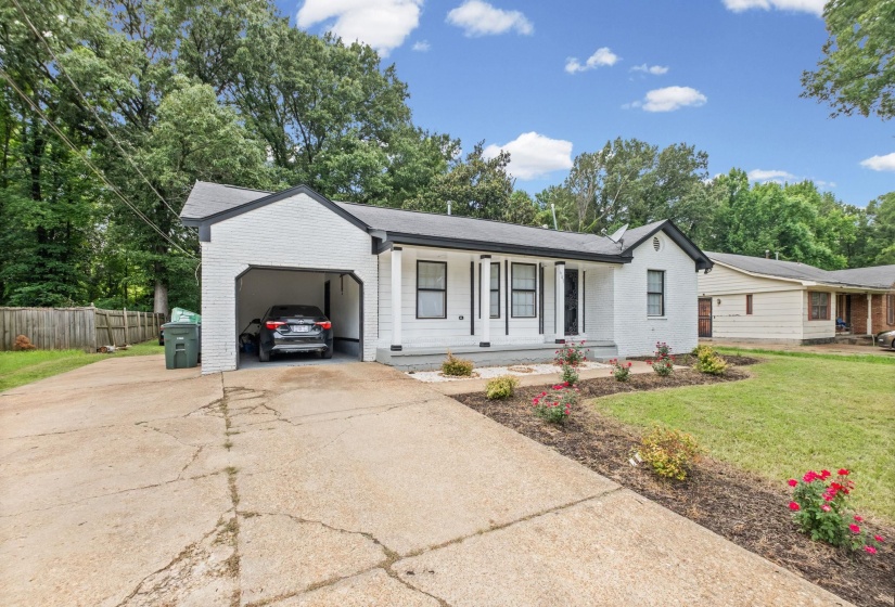 645 DELLROSE DR, Memphis, Tennessee 38116, 4 Bedrooms Bedrooms, 7 Rooms Rooms,2 BathroomsBathrooms,Residential,For Sale,DELLROSE,10224780
