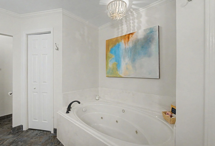 8790 KNOB OAK CV, Germantown, Tennessee 38139, 4 Bedrooms Bedrooms, 7 Rooms Rooms,2.1 BathroomsBathrooms,Residential,For Sale,KNOB OAK,10224781