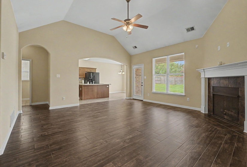 5378 CHESTER ST, Arlington, Tennessee 38002, 3 Bedrooms Bedrooms, 7 Rooms Rooms,2 BathroomsBathrooms,Residential,For Sale,CHESTER,10224782