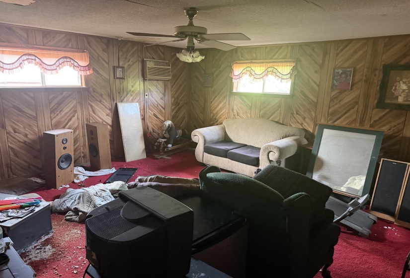 2625 LAGENA ST, Memphis, Tennessee 38106, 3 Bedrooms Bedrooms, 6 Rooms Rooms,2 BathroomsBathrooms,Residential,For Sale,LAGENA,10224806