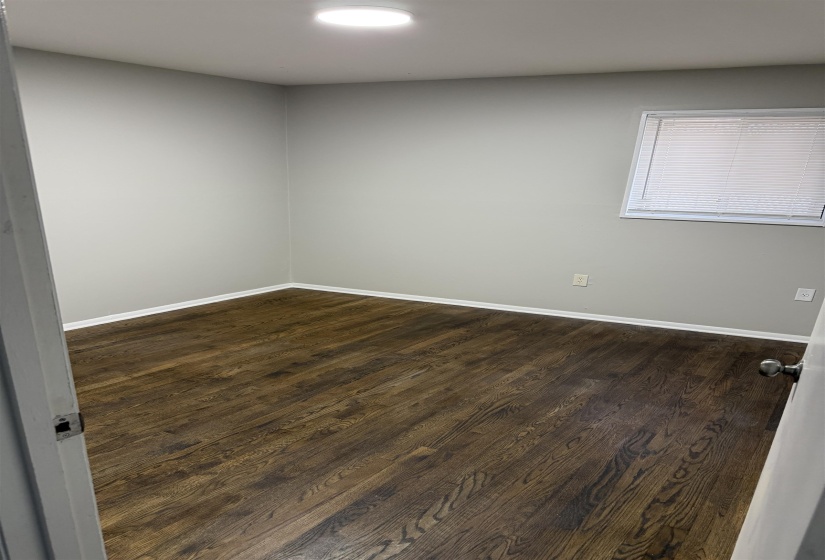 194 BISCAYNE RD, Memphis, Tennessee 38109, 4 Bedrooms Bedrooms, 6 Rooms Rooms,2 BathroomsBathrooms,Residential,For Sale,BISCAYNE,10224807