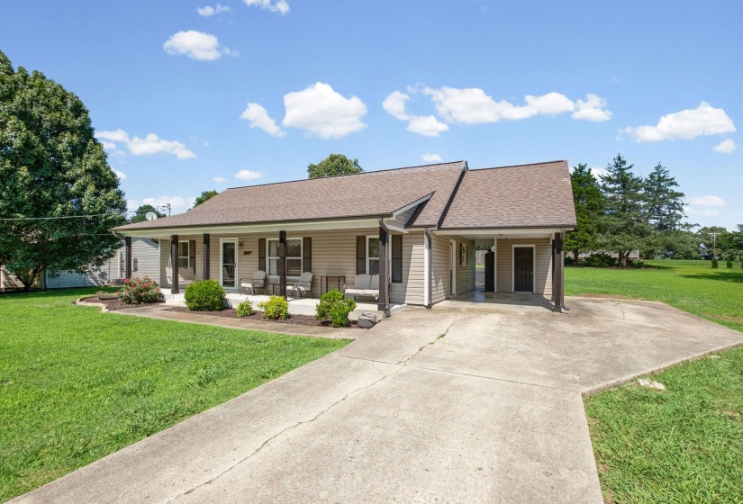 2676 ROUGHEDGE RD, Covington, Tennessee 38019, 3 Bedrooms Bedrooms, 5 Rooms Rooms,2 BathroomsBathrooms,Residential,For Sale,ROUGHEDGE,10224812