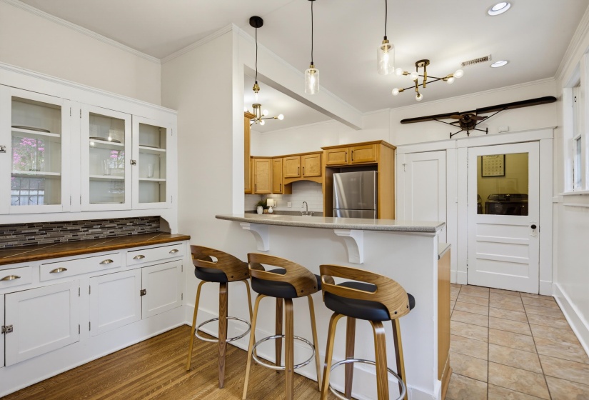 1852 LYNDALE AVE, Memphis, Tennessee 38107, 3 Bedrooms Bedrooms, 7 Rooms Rooms,2 BathroomsBathrooms,Residential,For Sale,LYNDALE,10224814