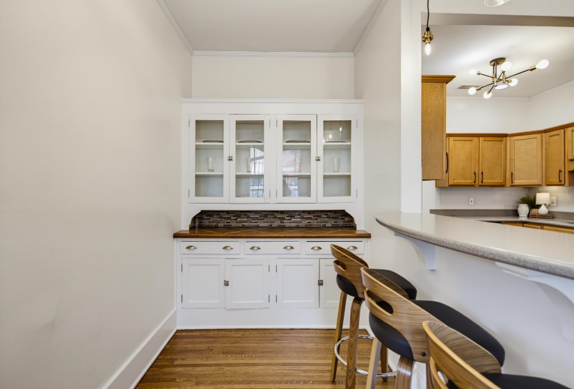 1852 LYNDALE AVE, Memphis, Tennessee 38107, 3 Bedrooms Bedrooms, 7 Rooms Rooms,2 BathroomsBathrooms,Residential,For Sale,LYNDALE,10224814