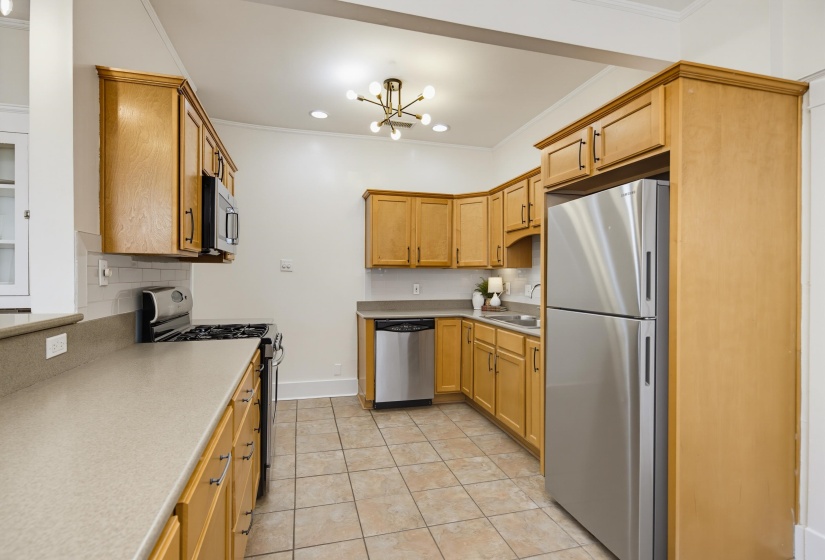 1852 LYNDALE AVE, Memphis, Tennessee 38107, 3 Bedrooms Bedrooms, 7 Rooms Rooms,2 BathroomsBathrooms,Residential,For Sale,LYNDALE,10224814