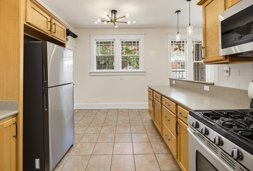 1852 LYNDALE AVE, Memphis, Tennessee 38107, 3 Bedrooms Bedrooms, 7 Rooms Rooms,2 BathroomsBathrooms,Residential,For Sale,LYNDALE,10224814