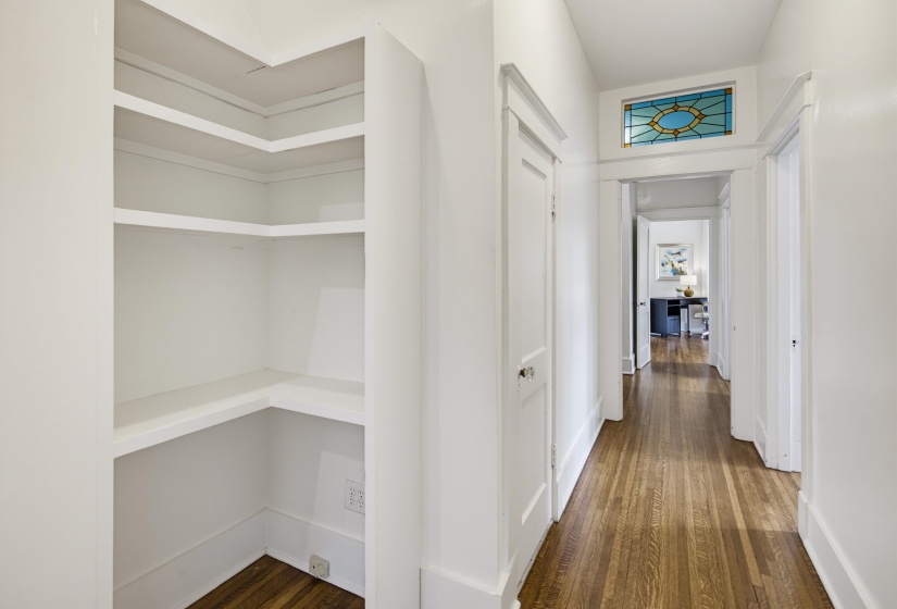 1852 LYNDALE AVE, Memphis, Tennessee 38107, 3 Bedrooms Bedrooms, 7 Rooms Rooms,2 BathroomsBathrooms,Residential,For Sale,LYNDALE,10224814