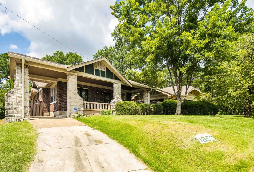 1852 LYNDALE AVE, Memphis, Tennessee 38107, 3 Bedrooms Bedrooms, 7 Rooms Rooms,2 BathroomsBathrooms,Residential,For Sale,LYNDALE,10224814