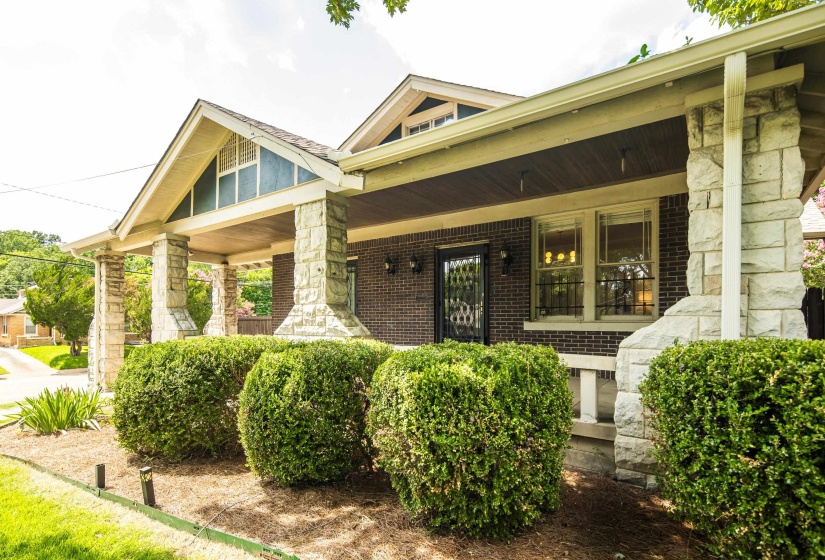 1852 LYNDALE AVE, Memphis, Tennessee 38107, 3 Bedrooms Bedrooms, 7 Rooms Rooms,2 BathroomsBathrooms,Residential,For Sale,LYNDALE,10224814