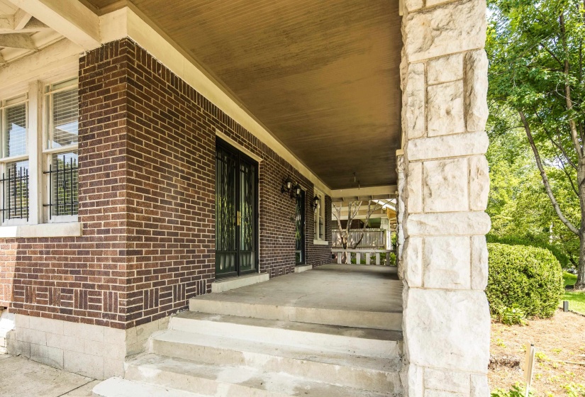 1852 LYNDALE AVE, Memphis, Tennessee 38107, 3 Bedrooms Bedrooms, 7 Rooms Rooms,2 BathroomsBathrooms,Residential,For Sale,LYNDALE,10224814