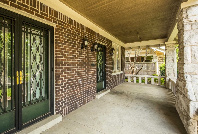 1852 LYNDALE AVE, Memphis, Tennessee 38107, 3 Bedrooms Bedrooms, 7 Rooms Rooms,2 BathroomsBathrooms,Residential,For Sale,LYNDALE,10224814