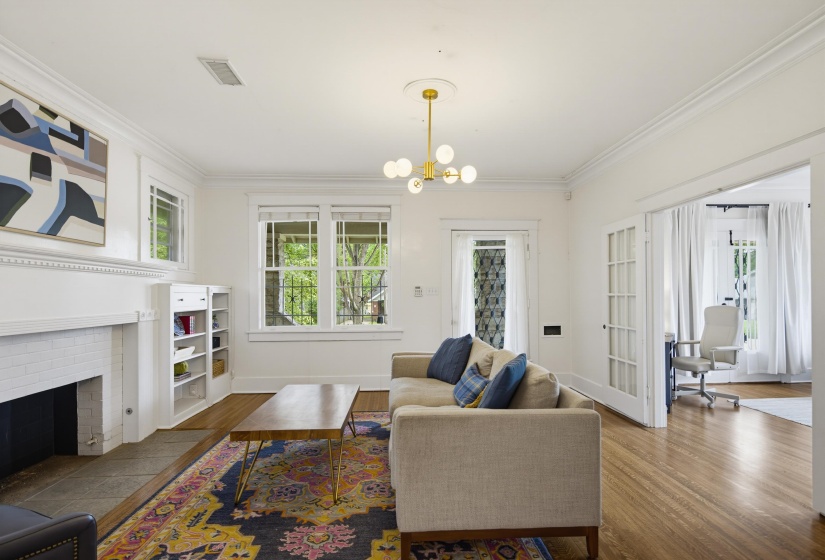 1852 LYNDALE AVE, Memphis, Tennessee 38107, 3 Bedrooms Bedrooms, 7 Rooms Rooms,2 BathroomsBathrooms,Residential,For Sale,LYNDALE,10224814