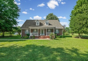 5176 59 HWY, Covington, Tennessee 38019, 2 Bedrooms Bedrooms, 5 Rooms Rooms,2 BathroomsBathrooms,Residential,For Sale,59,10224817