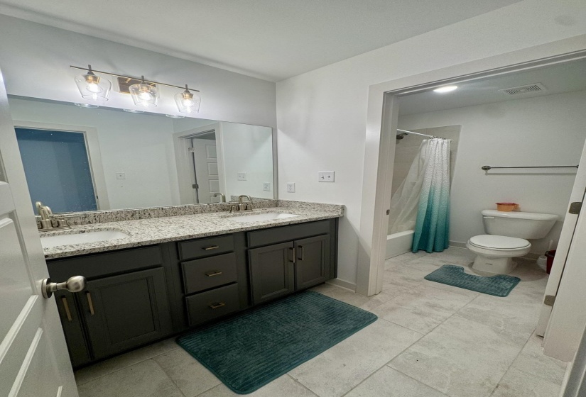 595 MOUNT LAUREL DR, Collierville, Tennessee 38017, 5 Bedrooms Bedrooms, 11 Rooms Rooms,4.1 BathroomsBathrooms,Rental Properties,For Sale,MOUNT LAUREL,10224826