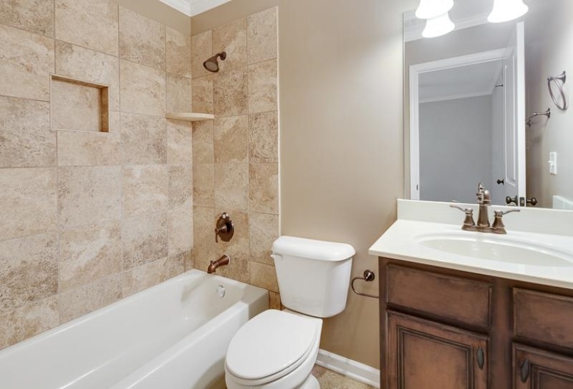 10227 MATWOOD OAK DR, Lakeland, Tennessee 38002, 5 Bedrooms Bedrooms, 10 Rooms Rooms,4.1 BathroomsBathrooms,Rental Properties,For Sale,MATWOOD OAK,10224844