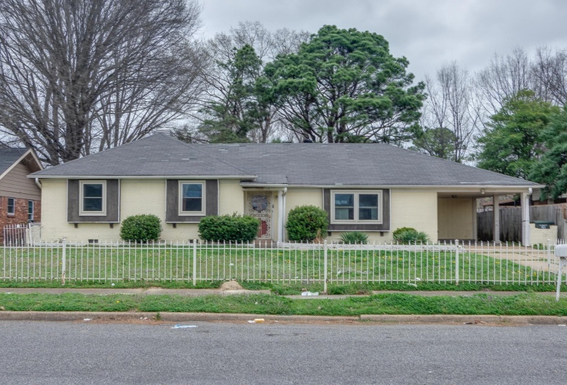 5134 SCOTTSDALE AVE, Memphis, Tennessee 38118, 4 Bedroom Bedrooms, 9 Room Rooms,2 BathroomBathrooms,Residential,For Sale,SCOTTSDALE,0,10216374
