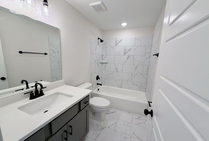 10283 LOUANNE DR, Collierville, Tennessee 38017, 4 Bedroom Bedrooms, 10 Room Rooms,3.1 BathroomBathrooms,Residential,For Sale,LOUANNE,0,10220188