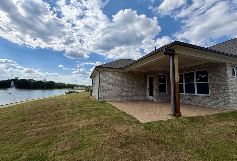 10283 LOUANNE DR, Collierville, Tennessee 38017, 4 Bedroom Bedrooms, 10 Room Rooms,3.1 BathroomBathrooms,Residential,For Sale,LOUANNE,0,10220188