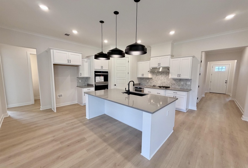 10283 LOUANNE DR, Collierville, Tennessee 38017, 4 Bedroom Bedrooms, 10 Room Rooms,3.1 BathroomBathrooms,Residential,For Sale,LOUANNE,0,10220188