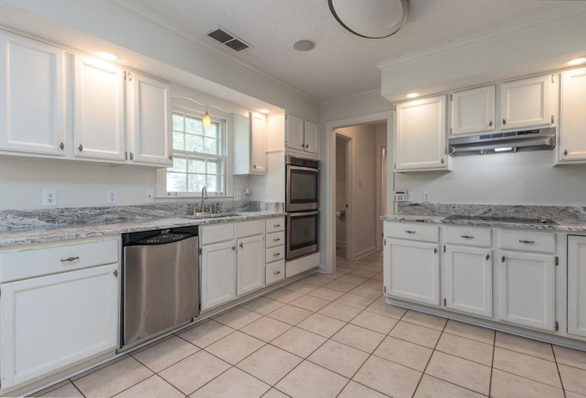 3605 NEYLAND CV, Collierville, Tennessee 38017, 4 Bedrooms Bedrooms, 7 Rooms Rooms,2.1 BathroomsBathrooms,Residential,For Sale,NEYLAND,10224824
