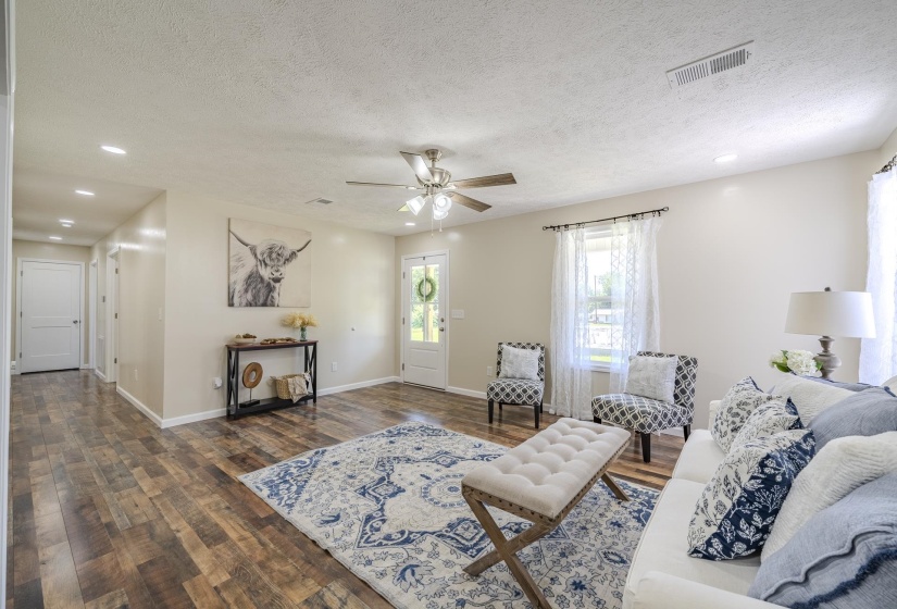 231 CLAUSEL LN, Adamsville, Tennessee 38310, 3 Bedrooms Bedrooms, 8 Rooms Rooms,2 BathroomsBathrooms,Residential,For Sale,CLAUSEL,10224829