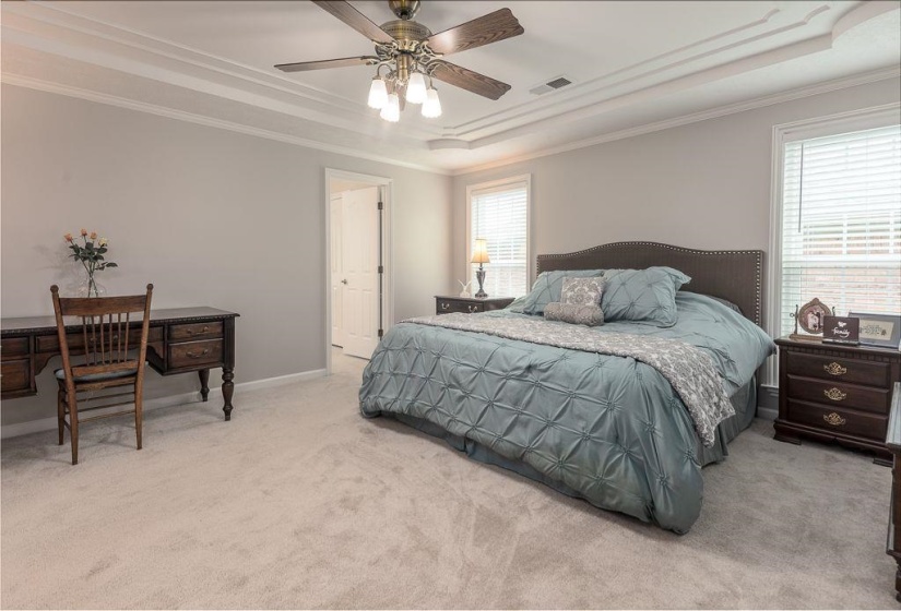 6424 HAWKS CALL LN, Bartlett, Tennessee 38135, 4 Bedrooms Bedrooms, 10 Rooms Rooms,3.1 BathroomsBathrooms,Residential,For Sale,HAWKS CALL,10224839